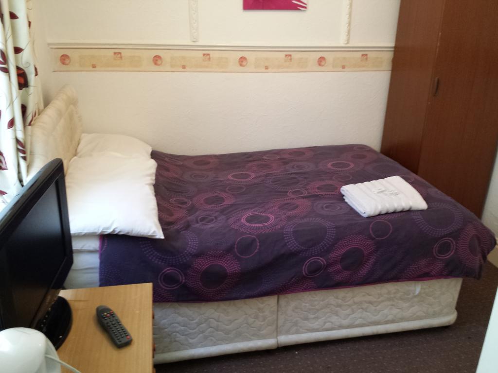 The Elmora Bed & Breakfast Blackpool Oda fotoğraf